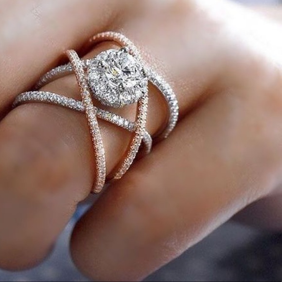 Sterling silver engagement ring - Picture 2 of 5